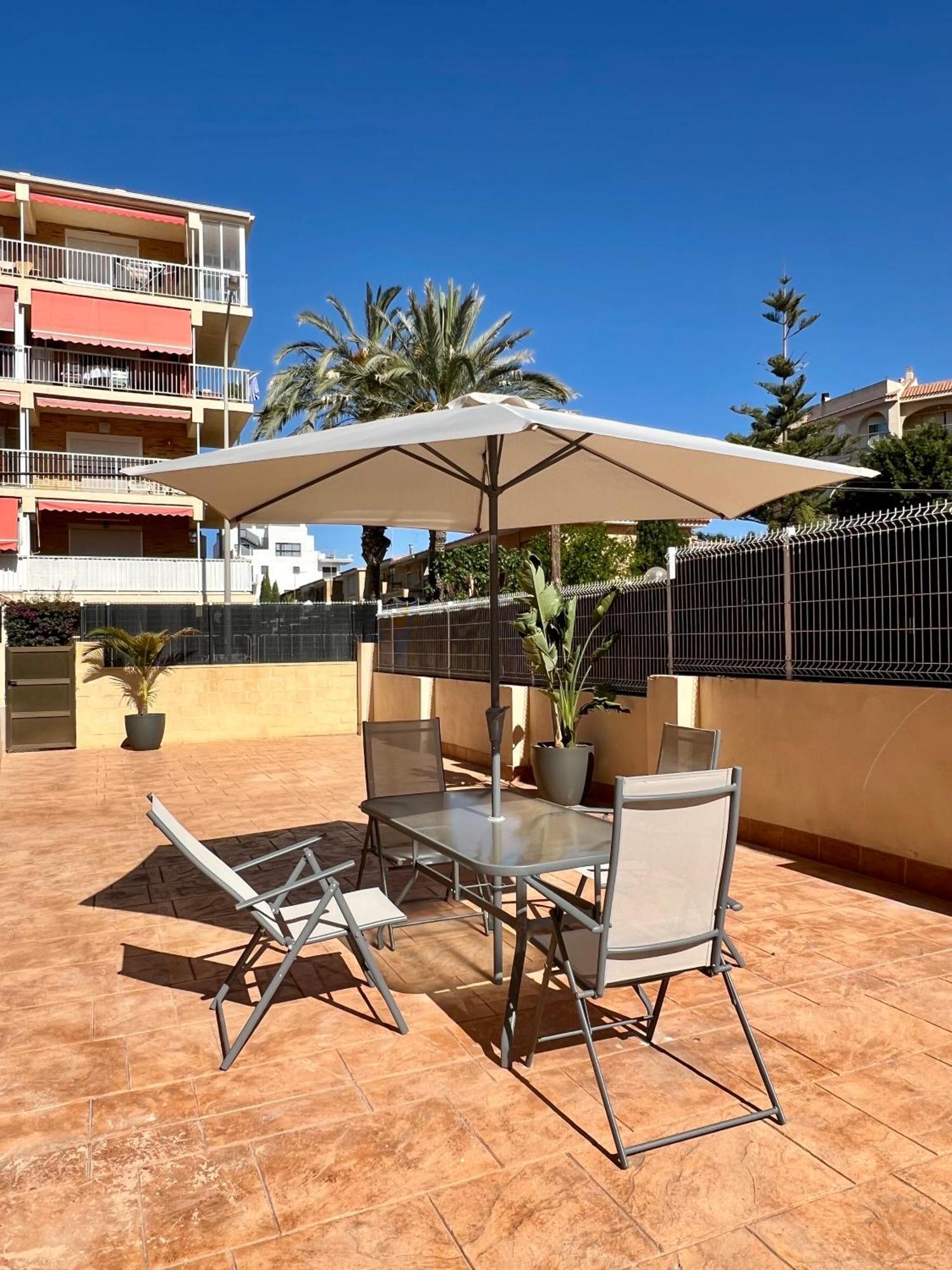 Hgb Beachside Apartment El Campello Bagian luar foto