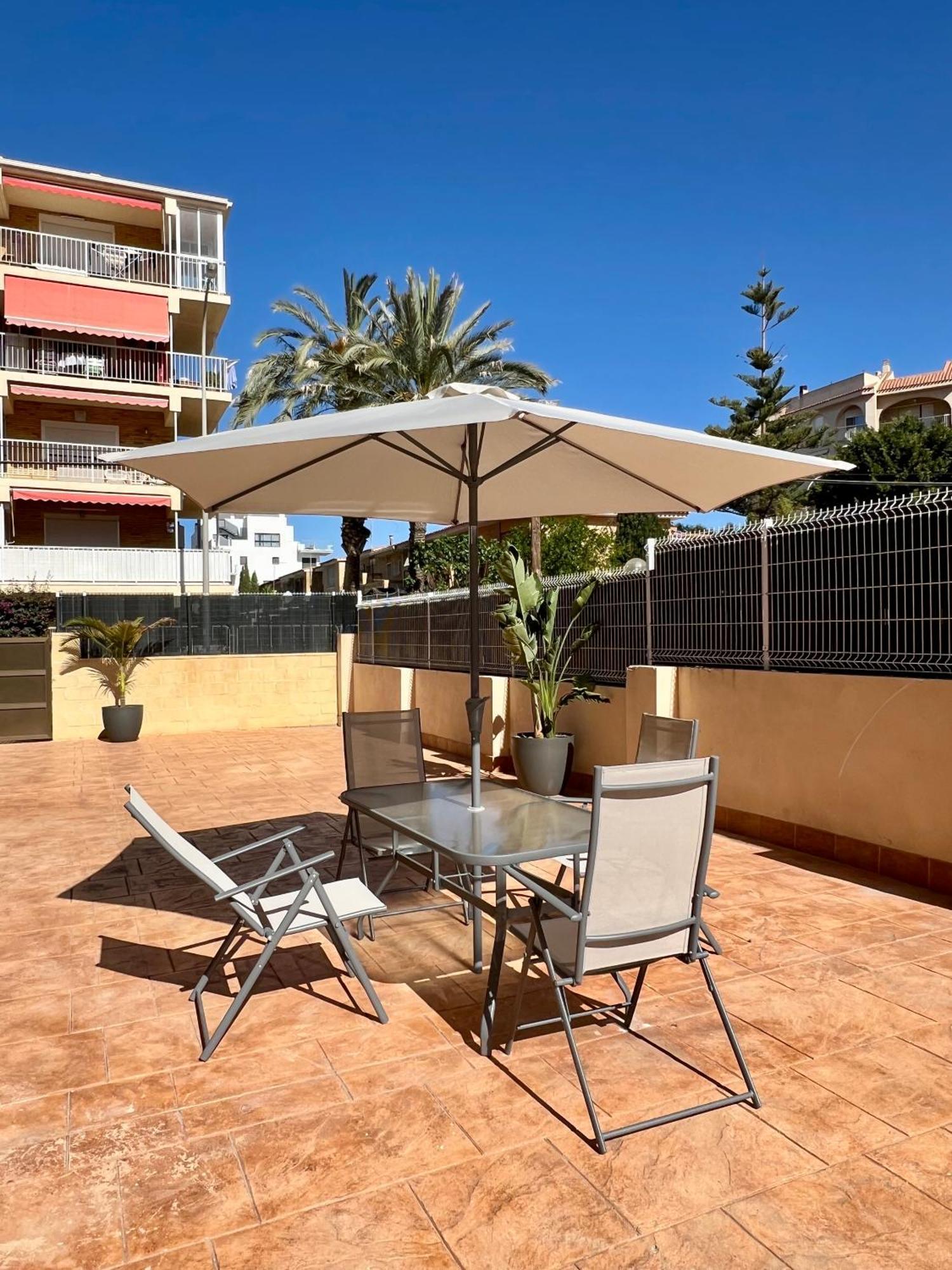 Hgb Beachside Apartment El Campello Bagian luar foto